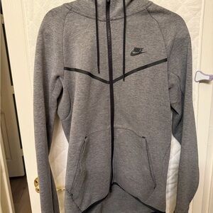 NWT Men's Nike Tech Fleece Windrunner Hoodie Heather Grey Size Small